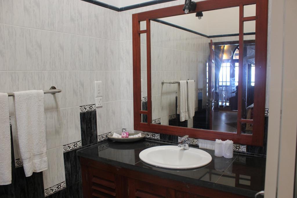 Warahena Beach Hotel Bentota Ngoại thất bức ảnh