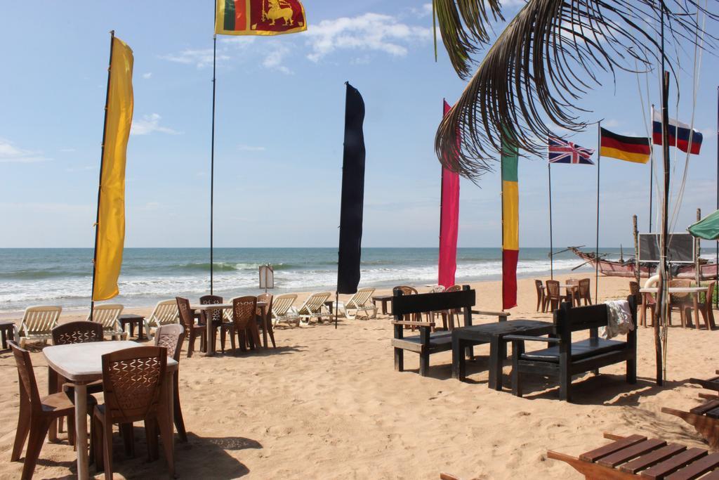 Warahena Beach Hotel Bentota Ngoại thất bức ảnh