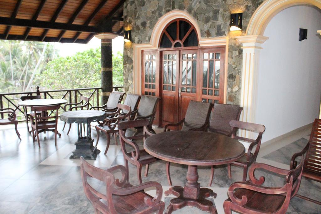 Warahena Beach Hotel Bentota Ngoại thất bức ảnh