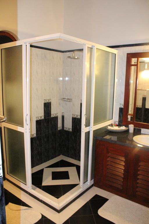 Warahena Beach Hotel Bentota Ngoại thất bức ảnh